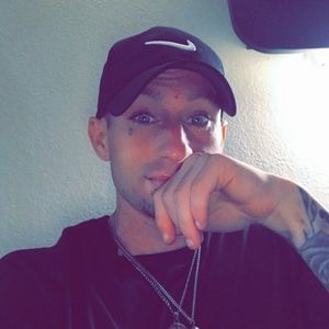 Meet your Posher, Codie